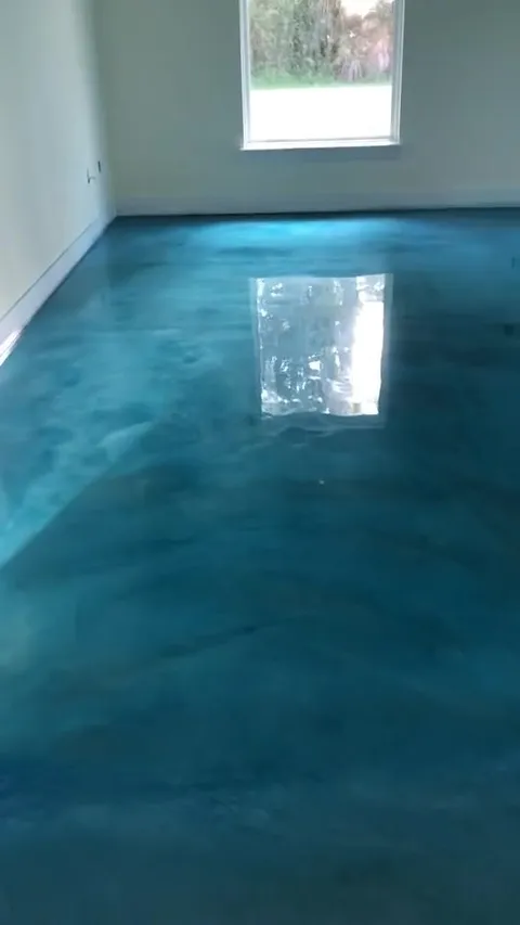Blue floor walk-through